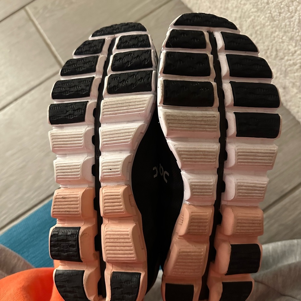 On Running Women's Charcoal and Peach Sneakers - Picture 3 of 3